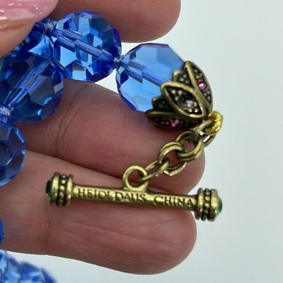 Heidi Daus Crystal Blue Beads Toggle Clasp Pendant Accente Rhinestones Necklace - Picture 4 of 13